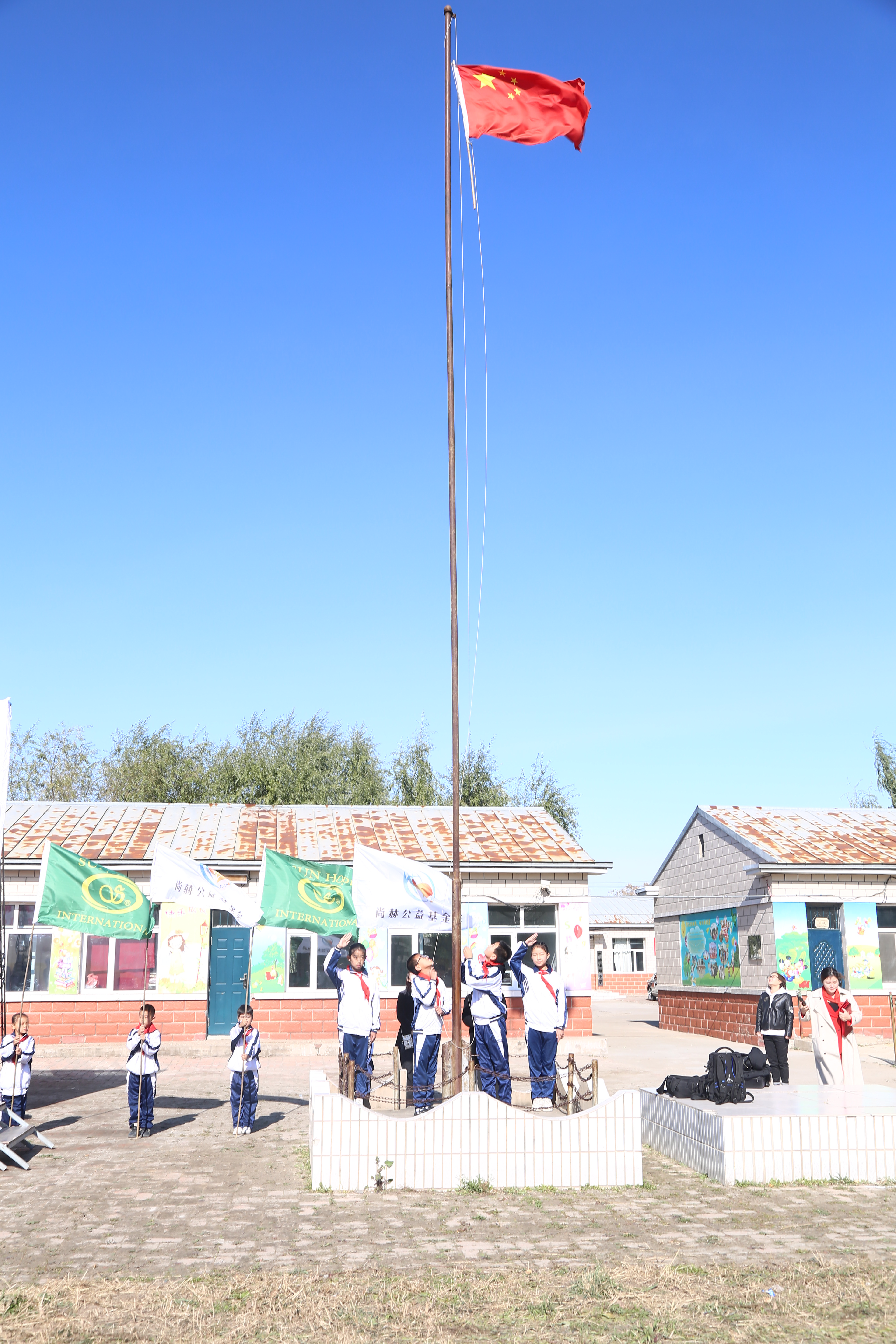 第194所 杜尔伯特蒙古族自治县铁东新爱体育（官网）官方网站徐超小学