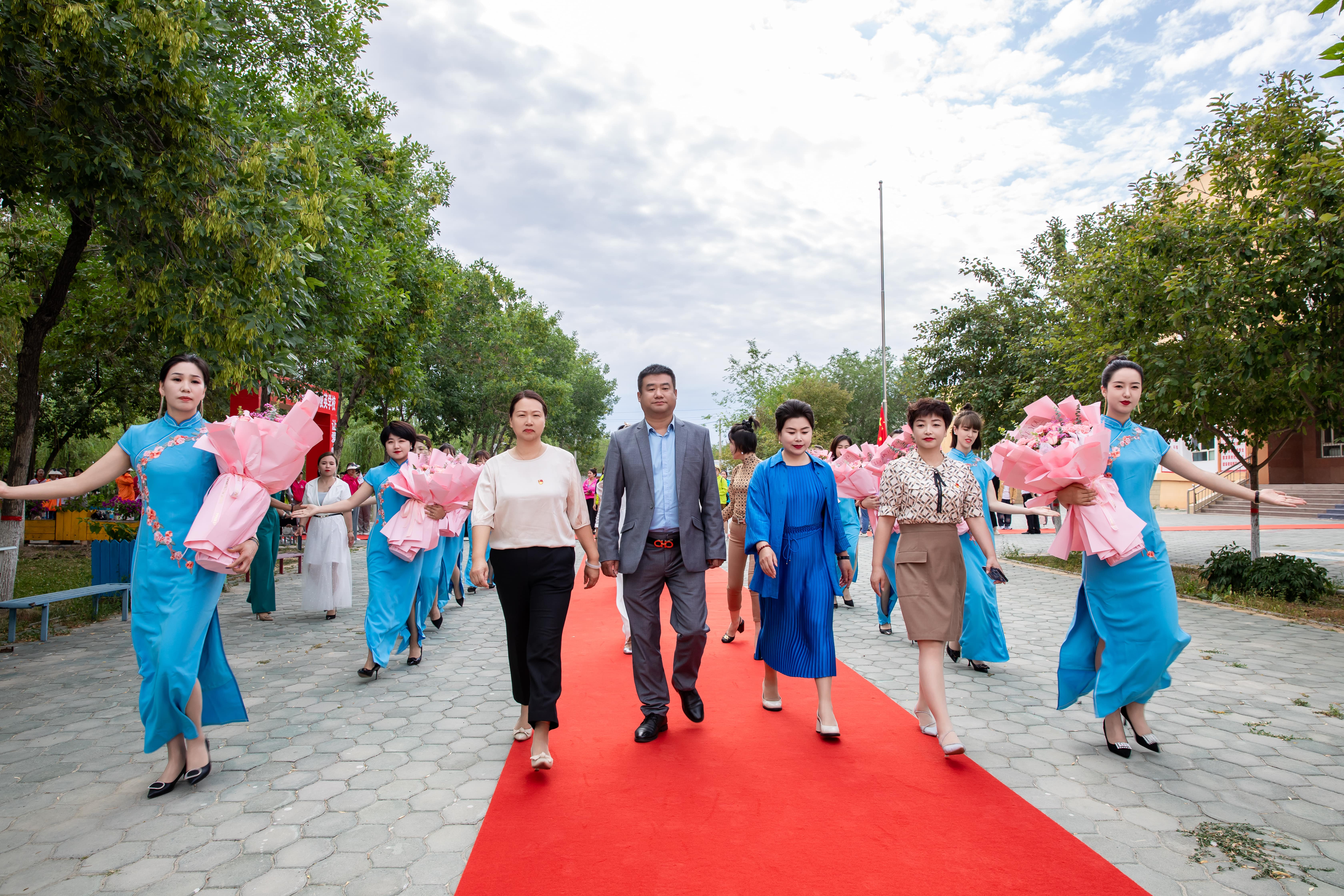 第251所 新疆昌吉州玛纳斯县北五岔镇新爱体育(官网)官方网站王俊英学校 第251所 新疆昌吉州玛纳斯县北五岔镇新爱体育(官网)官方网站王俊英学校