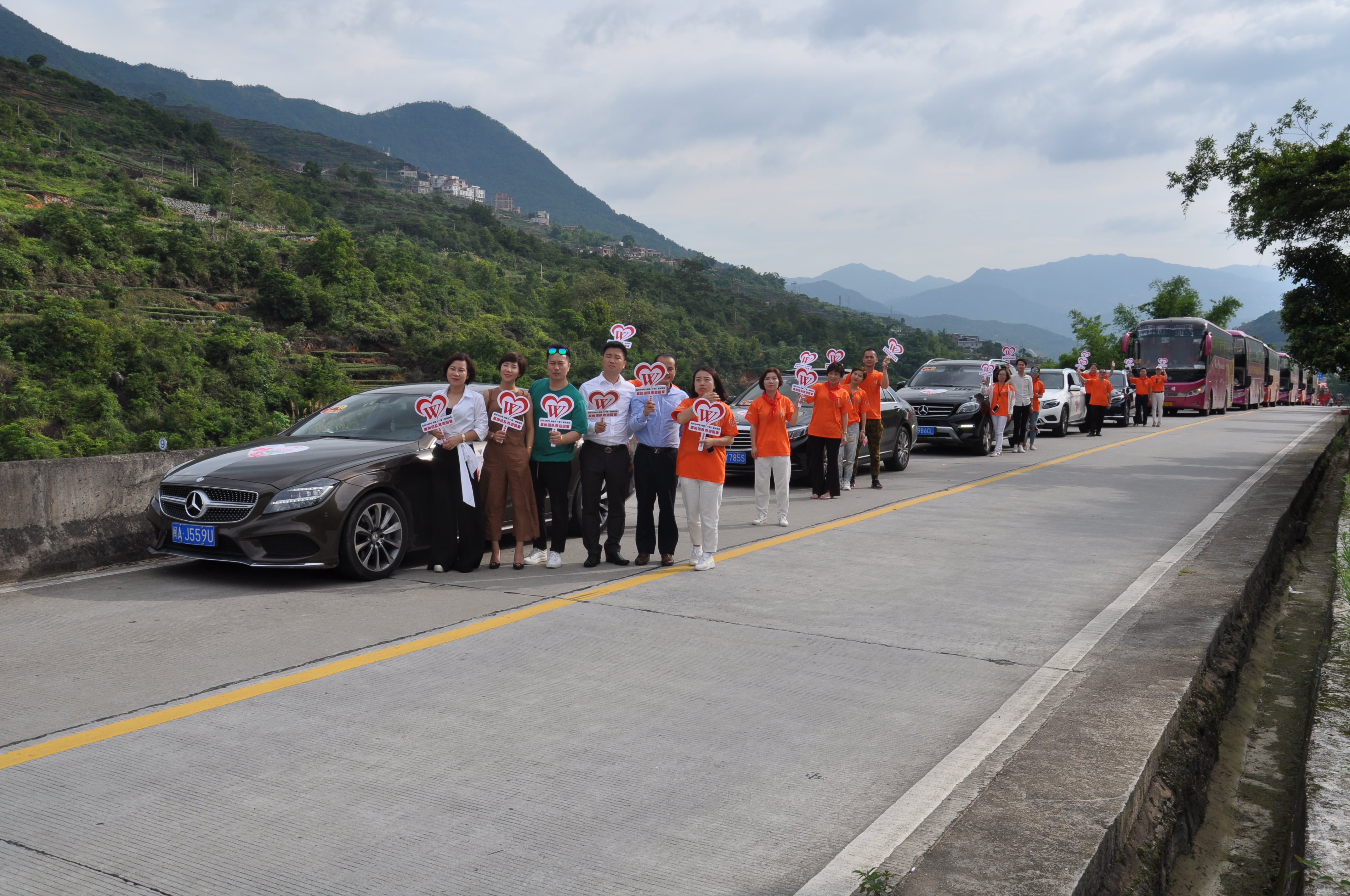 第100所 安溪县龙涓乡新爱体育（官网）官方网站陈冰娇小学