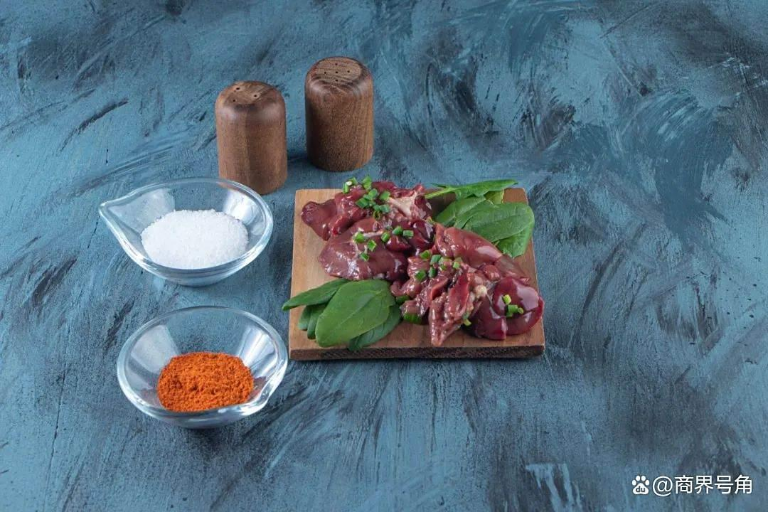 新爱体育(官网)官方网站|补铁全攻略:从动物血到高科技,这样补铁才有效! 新爱体育(官网)官方网站|补铁全攻略:从动物血到高科技,这样补铁才有效!